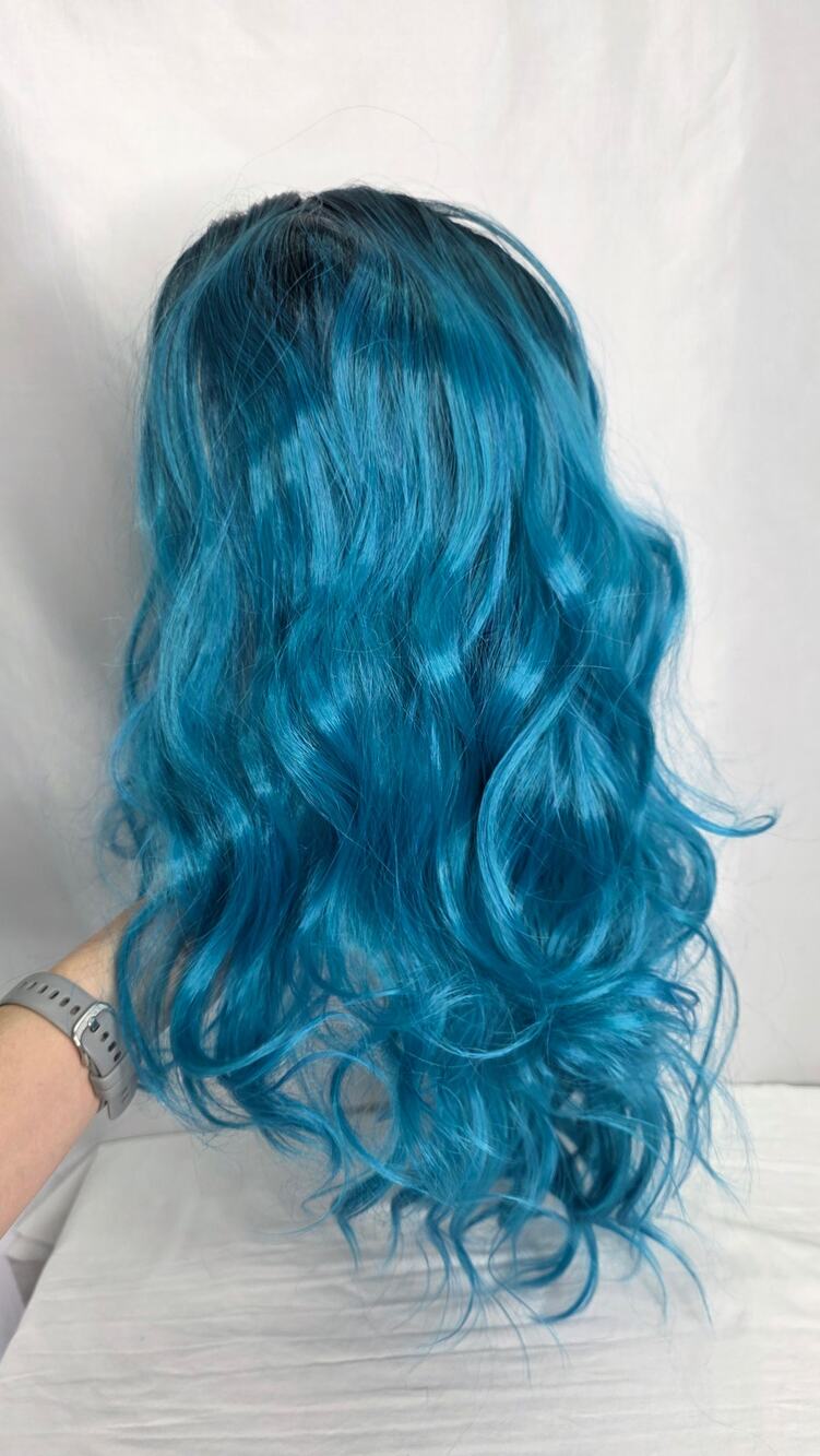 Long Ombre Turquoise  Wavy Wig  26" Middle Part  Synthetic Heat Resistant Fiber